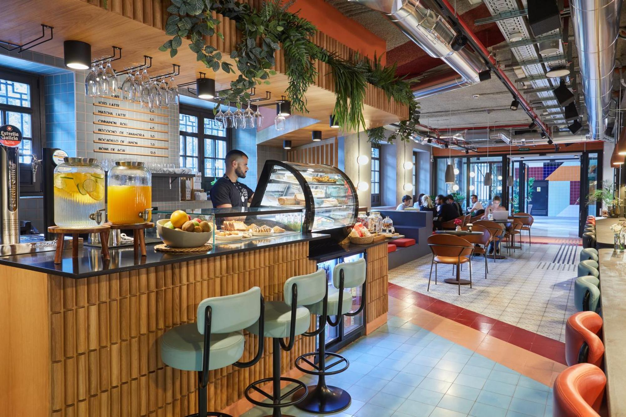 Apartahotel The Social Hub Extended Madrid