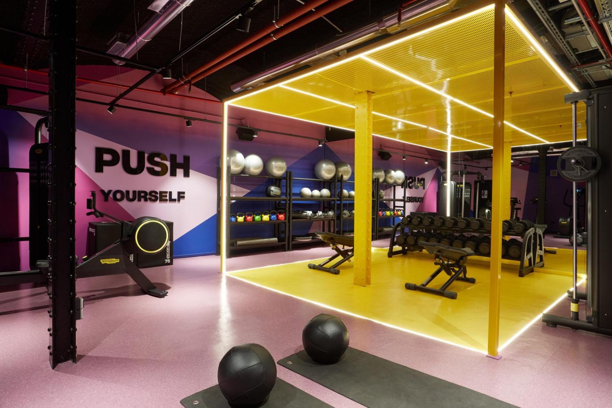 Apartahotel The Social Hub Extended Madrid